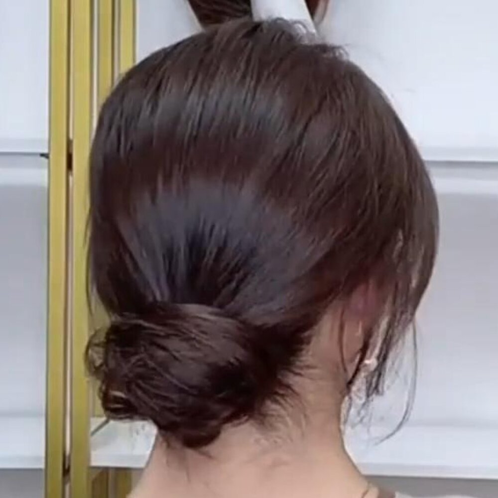SCRUNCHIE BUN in Dark Brown